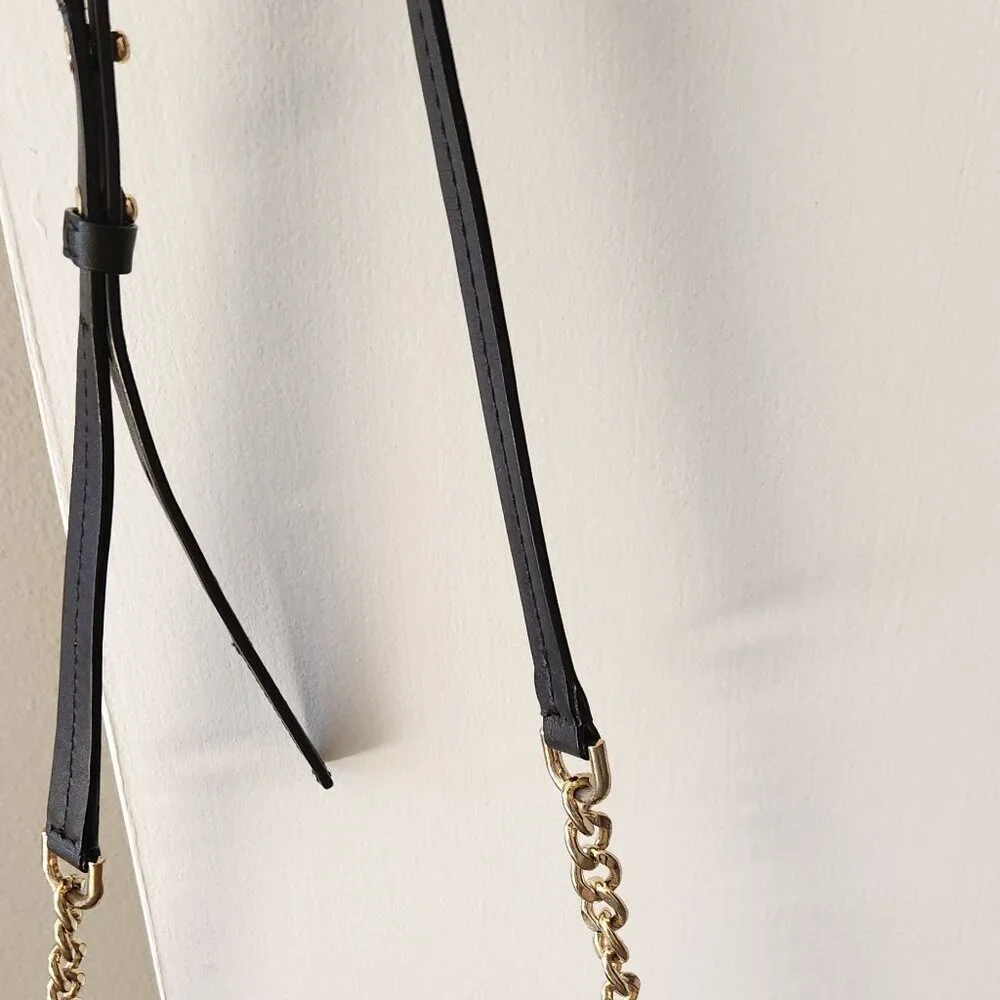Michael Kors black patent leather shoulder bag - Picture 4 of 5